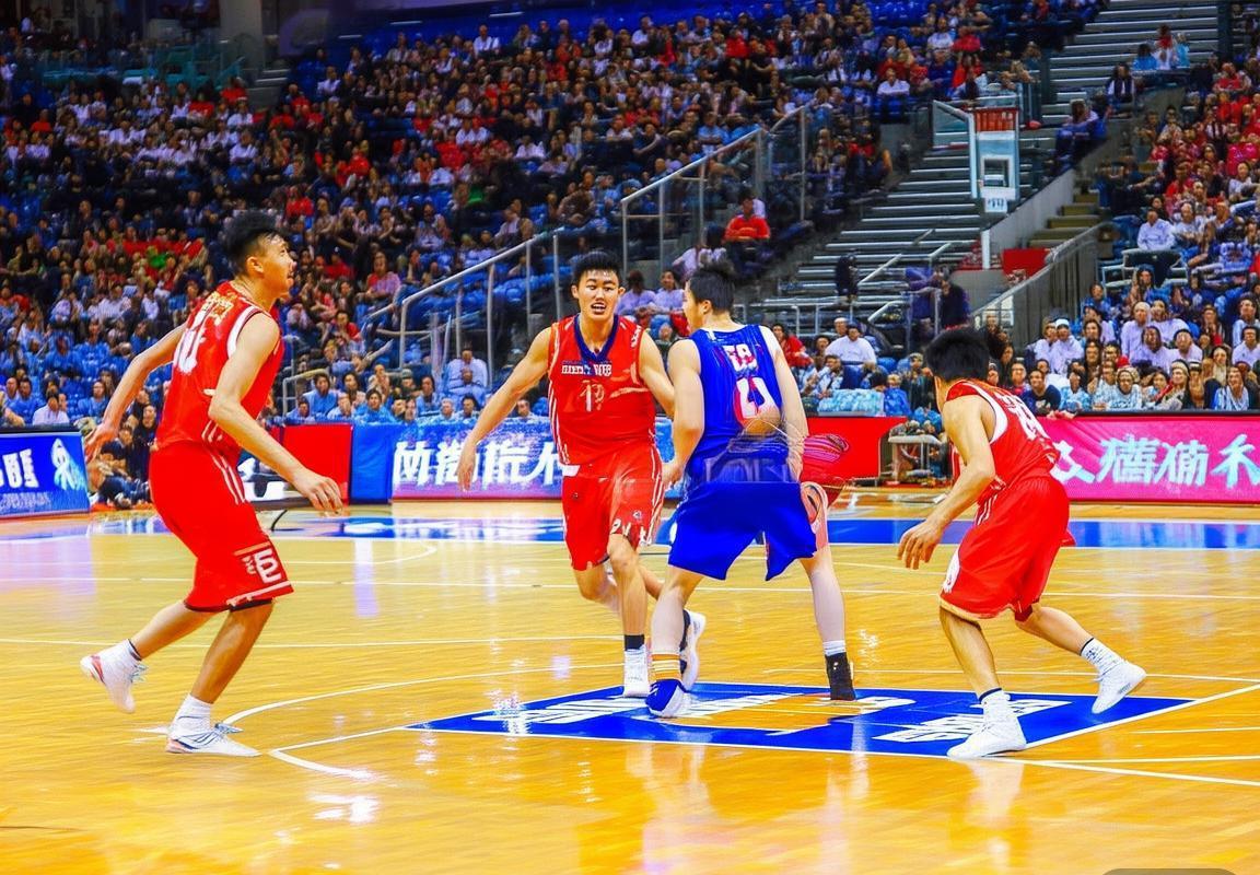 2017辽粤巅峰对决：一分定胜负的篮球传奇